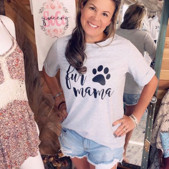 “fur mama” Short Sleeve Light Weight Sweatshirt with cuffed Sleeves 💗 - Picture 2 of 6